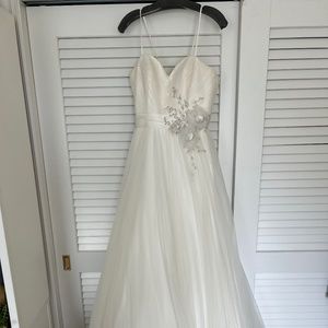 A-line Wedding Dress with sweetheart neckline and sequined/floral bodice